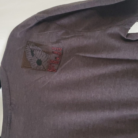 FIJI T Shirt - Picture 4 of 4